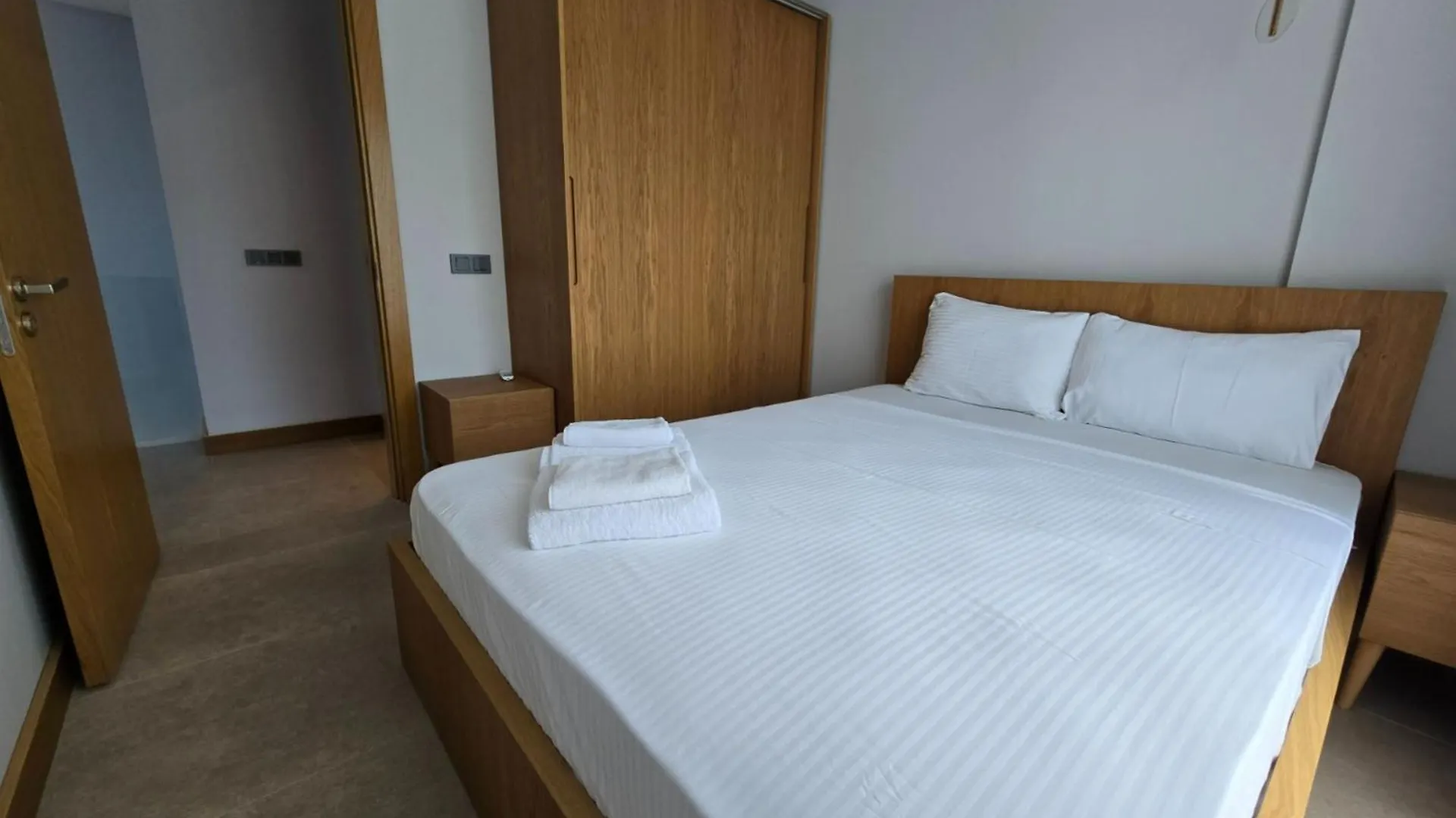 Ayayorgi Sueper Havuzlu Yeni Villa Çeşme